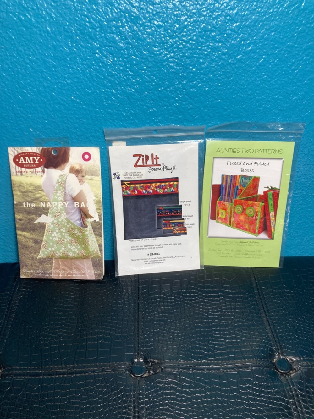 3 Patterns: The Nappy Bag by Amy Butler,‎ Zip It, and Fused and Folded Boxes